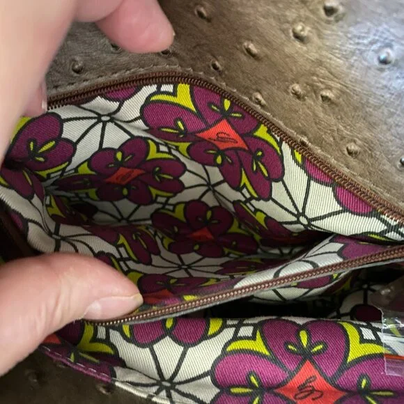 Guess Hand Bag - Picture 7 of 11